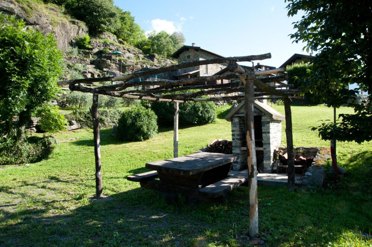 Villa Borgo Erbiola Colico Exterior foto