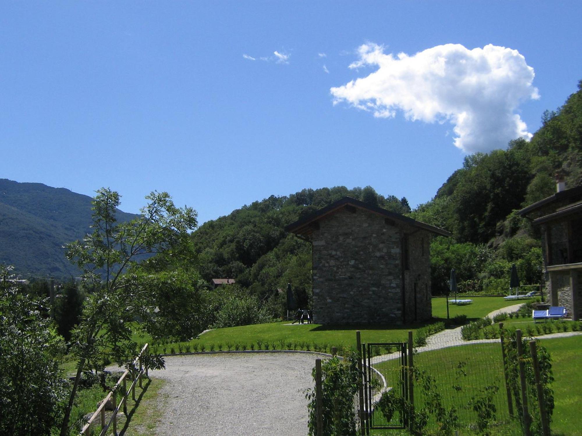 Villa Borgo Erbiola Colico Exterior foto