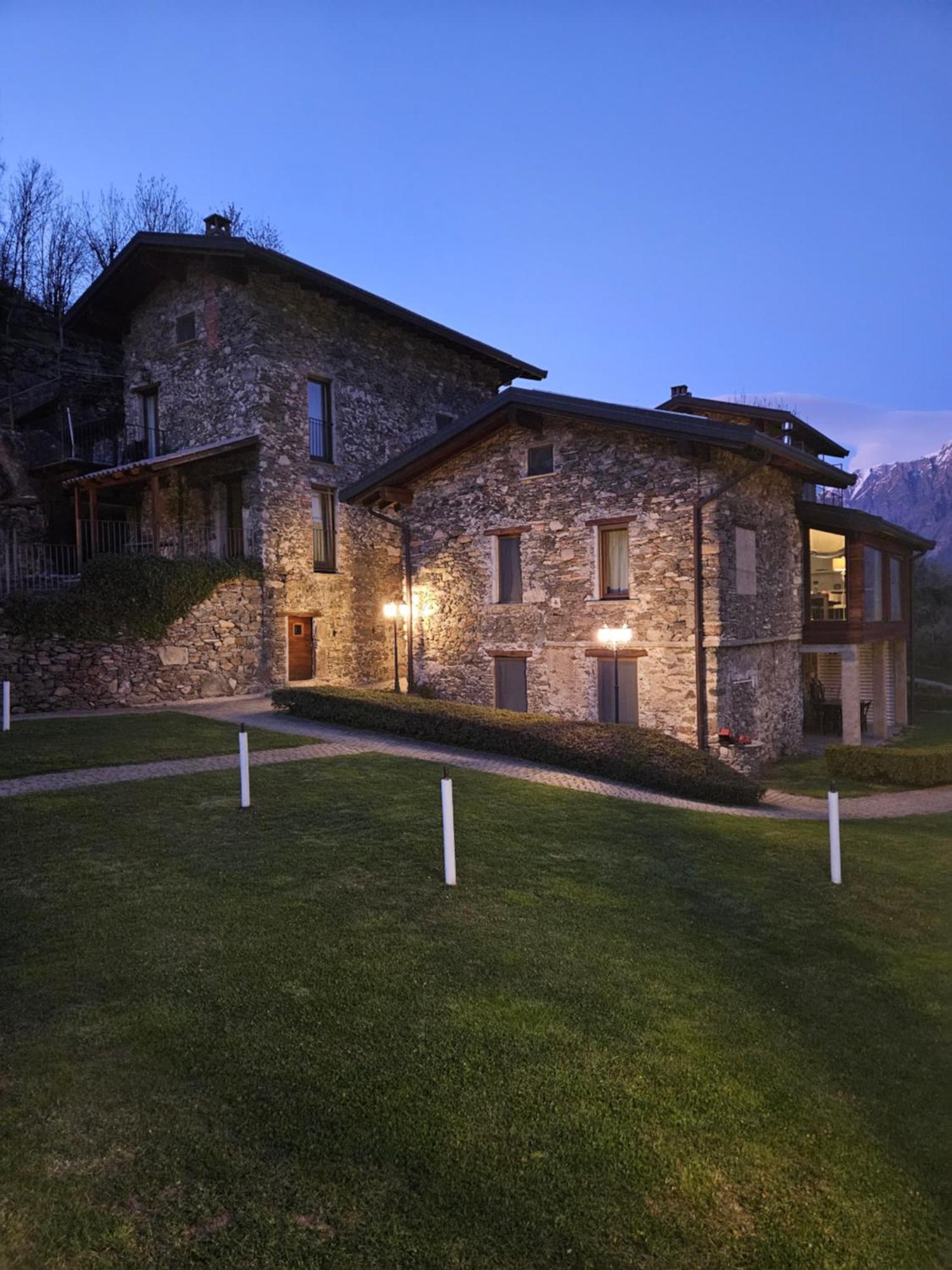 Villa Borgo Erbiola Colico Exterior foto